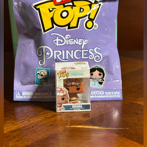 Disney Moana Funko Bitty Pop! Mini Figure - Picture 1 of 3
